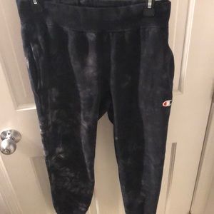 Men’s Medium Tie-Dye Champion Joggers
